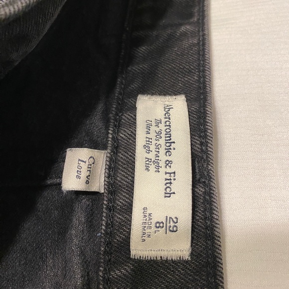 Abercrombie & Fitch 90s Ultra High Rise Straight Jeans - Picture 11 of 15